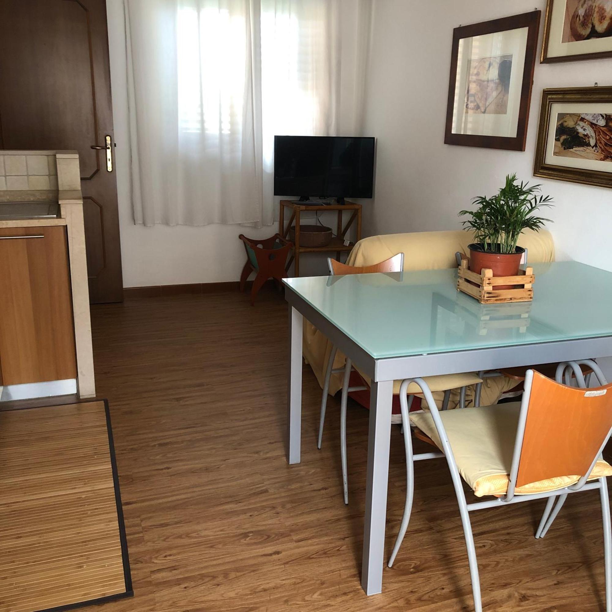 Casa Dorina Charme E Comfort A 100 M Dal Mare Donnalucata  Eksteriør billede